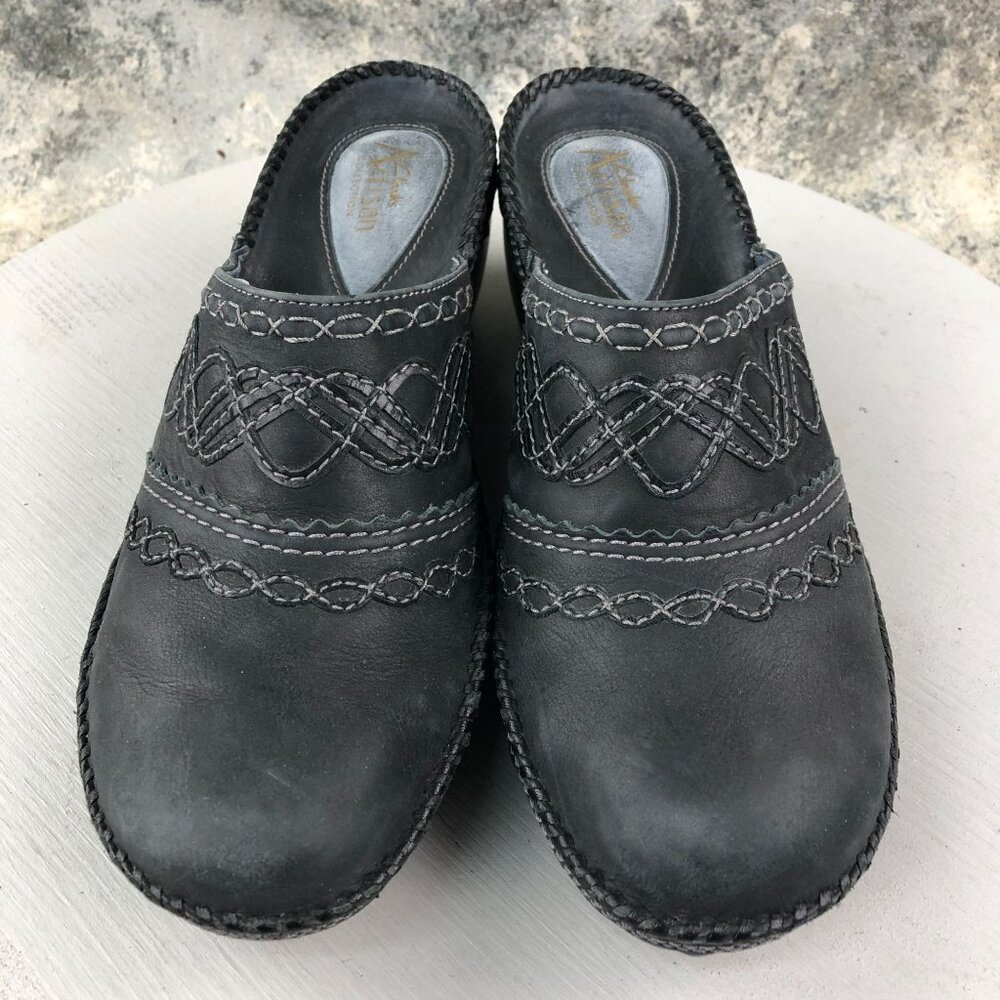 Clarks Black Leather Slip-On Wedge Mules with Decorative Stitching